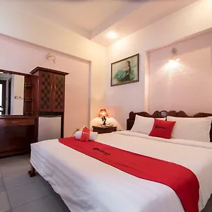 Hotel Reddoorz Near Cau Song Han 2, Da Nang